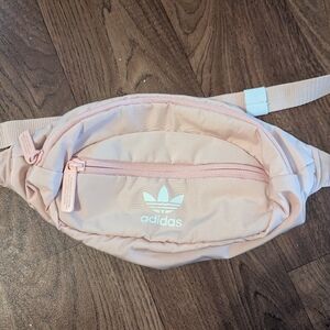 Adidas Originals Waist pack Fanny  Travel Bag Light Pink